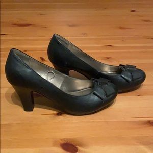Black heels